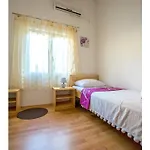 Appartement Lika *