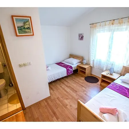 Apartman Lika *